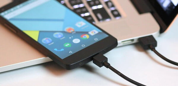 Copia de seguridad de fotos Android con cable USB