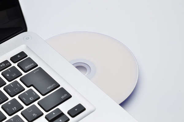 Insertar un CD en Mac