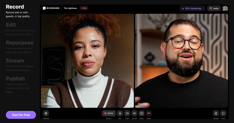 Software de grabación de podcasts en línea de Riverside